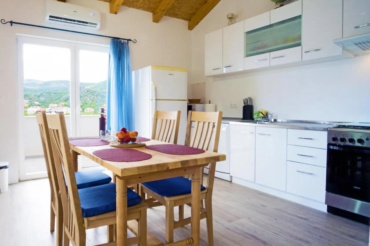 Two Room Apartment On The Beach-Zoranka Seget Vranjica