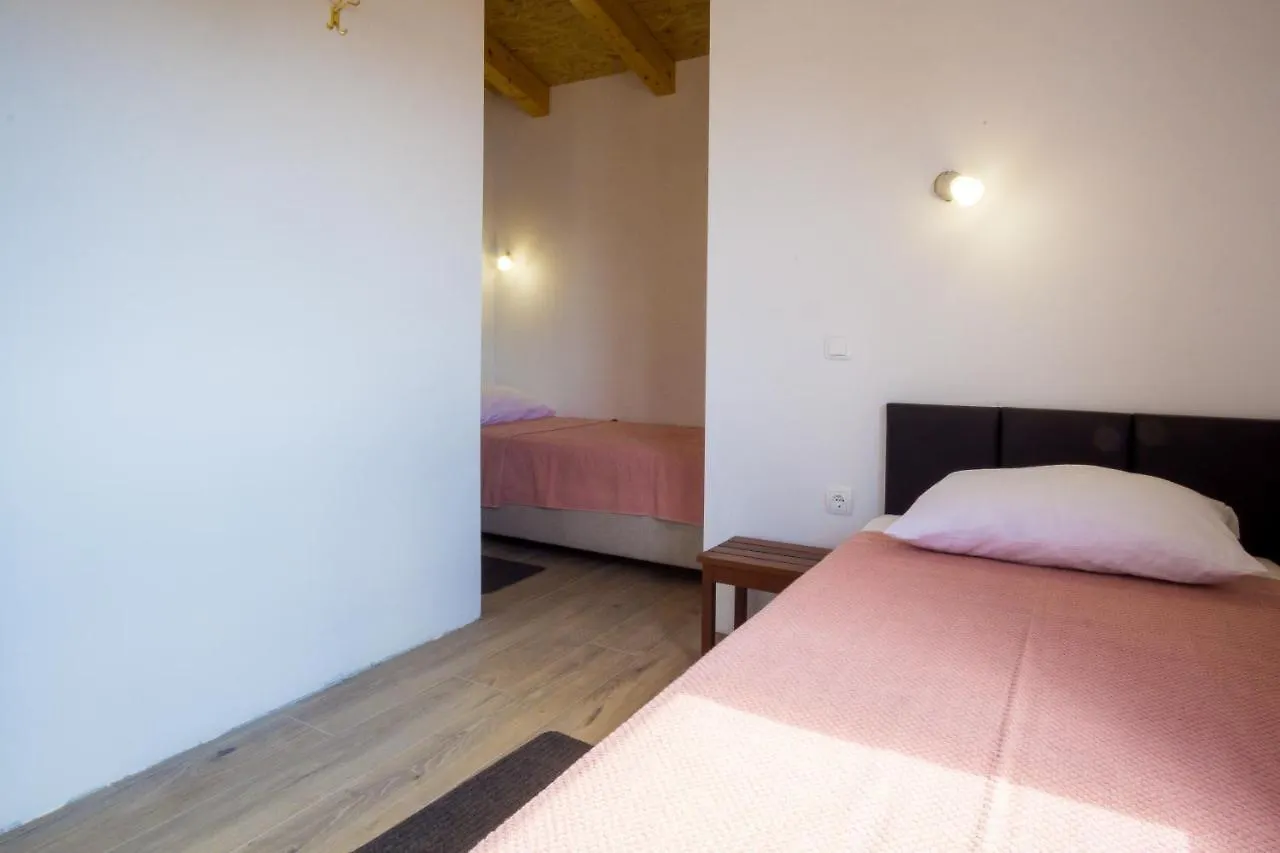 Two Room Apartment On The Beach-Zoranka Seget Vranjica Croatia