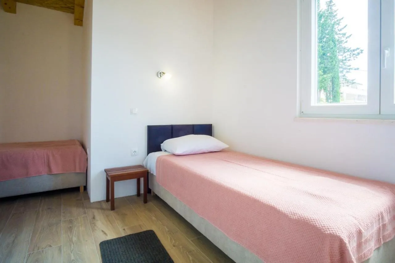 Two Room Apartment On The Beach-Zoranka Seget Vranjica