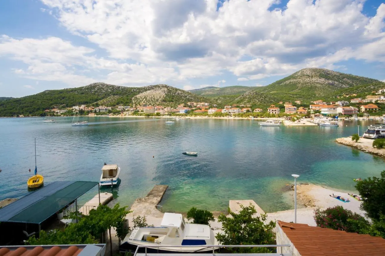 Two Room Apartment On The Beach-Zoranka Seget Vranjica